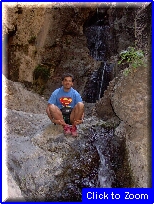 09 Roby Con Ruscello.JPG