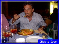 44 Roby Mangia La Paella.JPG